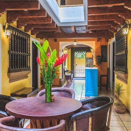 Hotel Casa Santa Lucia アンティグア・グアテマラ エクステリア 写真