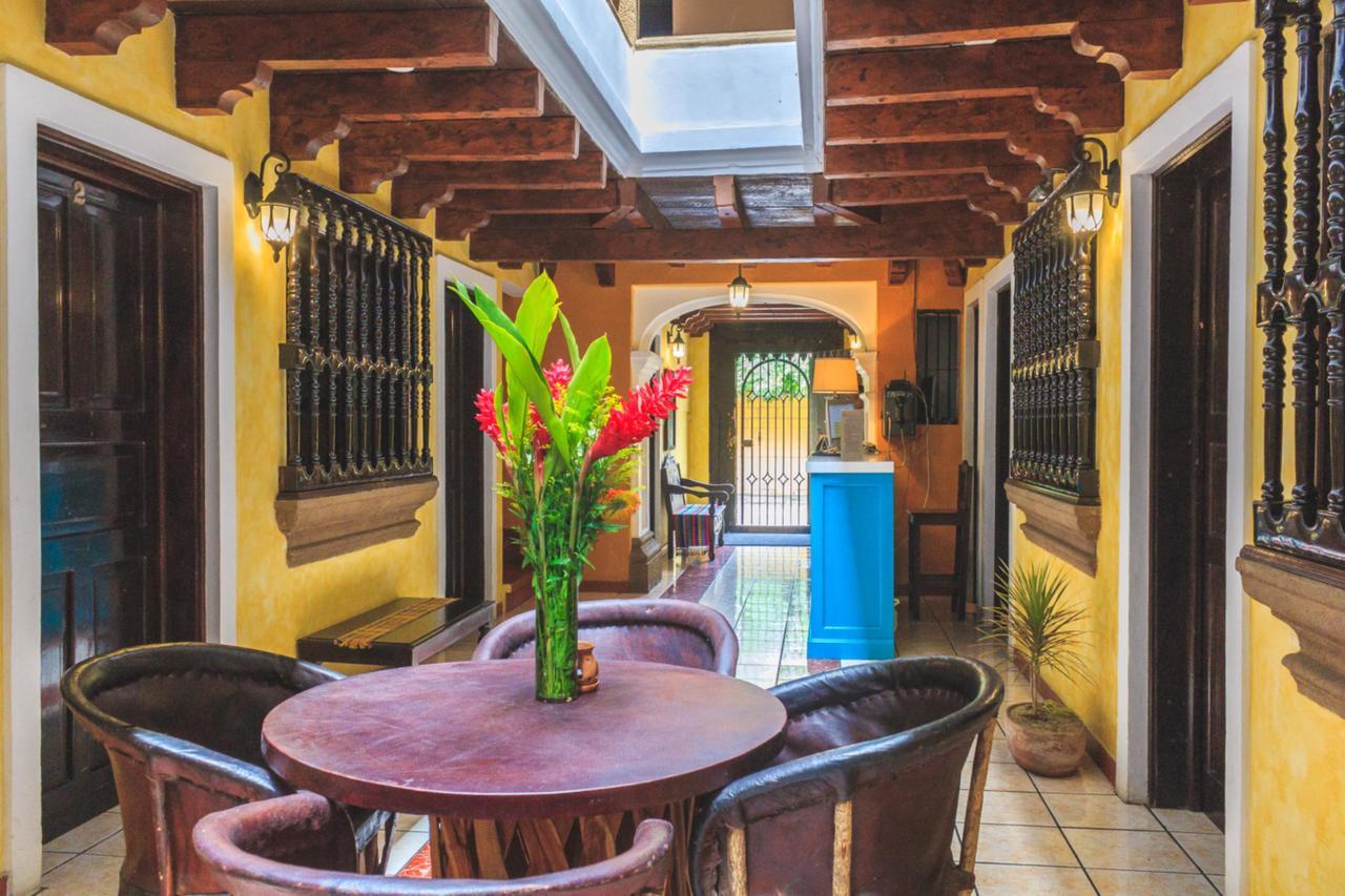Hotel Casa Santa Lucia アンティグア・グアテマラ エクステリア 写真