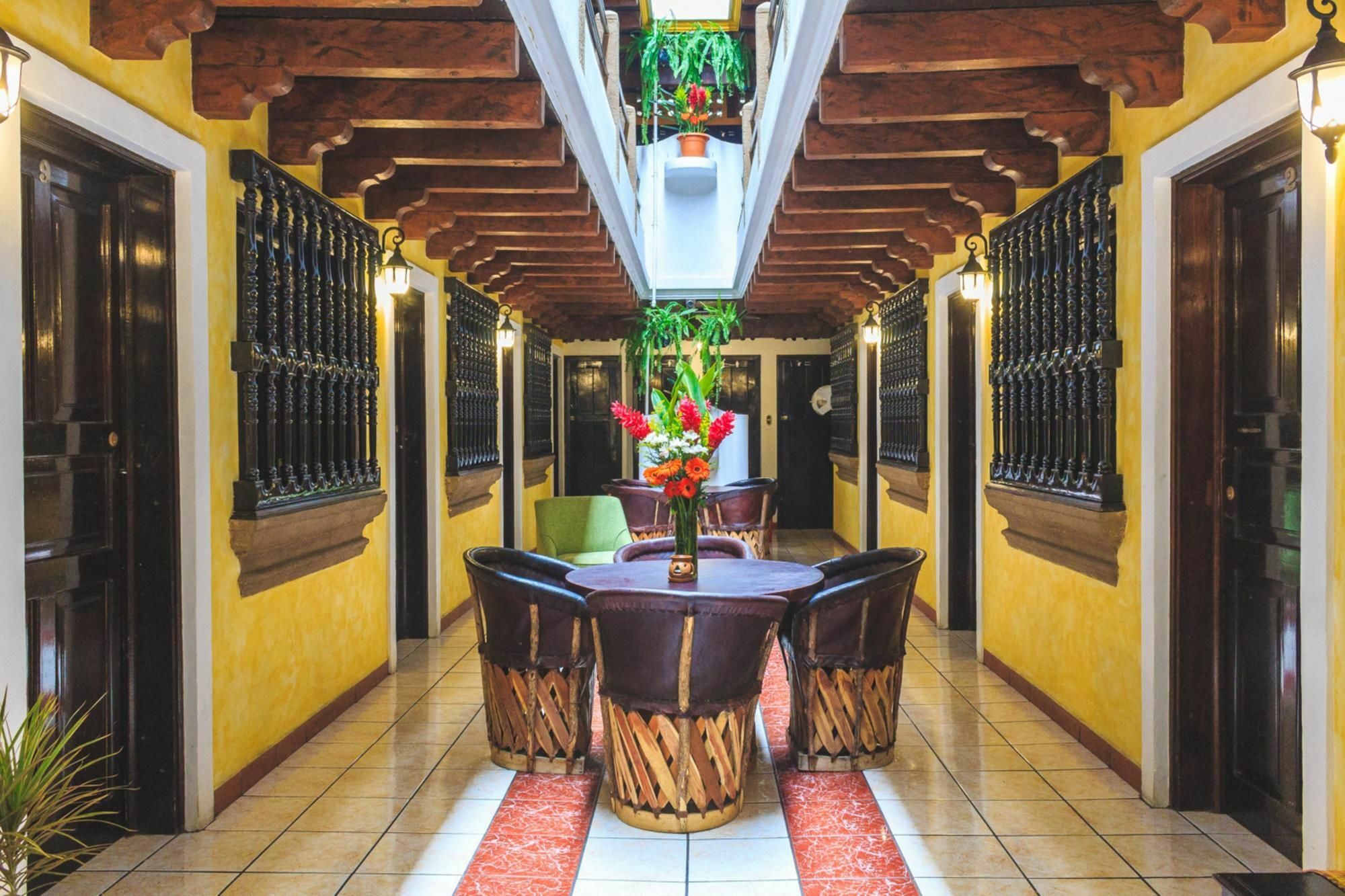 Hotel Casa Santa Lucia アンティグア・グアテマラ エクステリア 写真