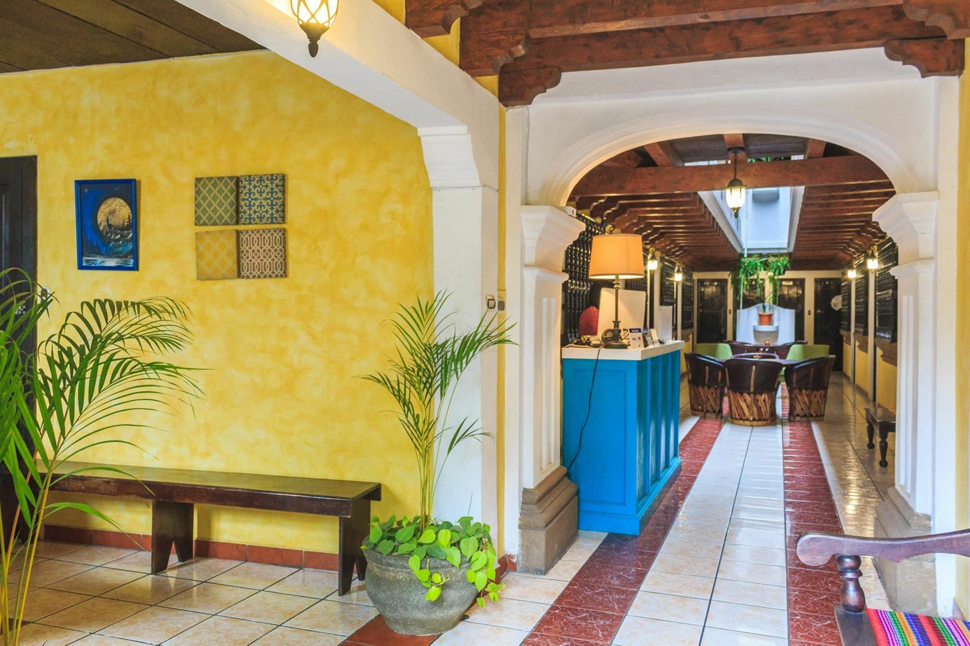 Hotel Casa Santa Lucia アンティグア・グアテマラ エクステリア 写真